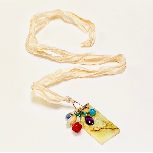 🌿Hand-carved Natural Jade Stone Necklace w/ Lapis Lazuli Onyx Gemstone Accents - Picture 13 of 15